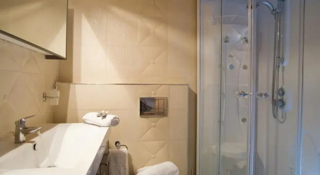 Номер Standard Hotel Grand Nefeli