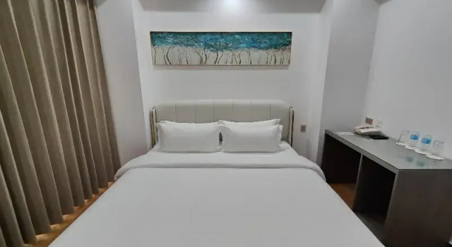 Студия Standard Mactan Grand Golden Hotel near Airport