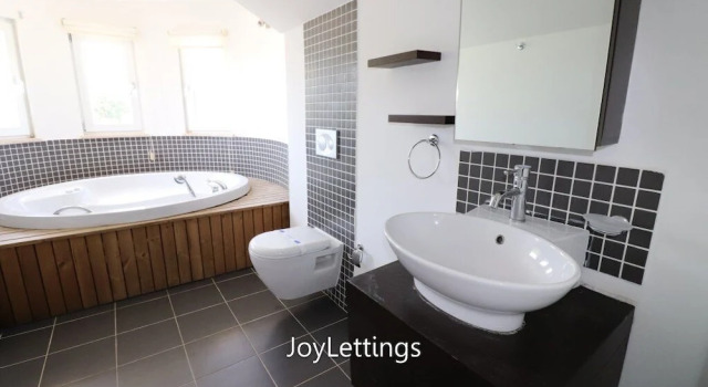 Апартаменты Villa BG12 by JoyLettings