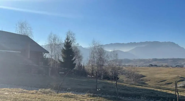 Шале 3 Bed Chalet Sleeps 8 -Fireplace & Enclosed Garden