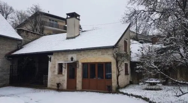 Le vieux Pressoir, Book Hotel Hotels in Burgundy with a Pool, Swimming Pool