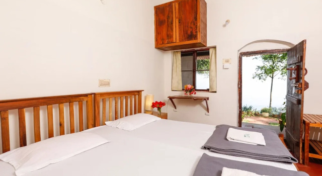 Коттедж Comfort Devashola Homestay