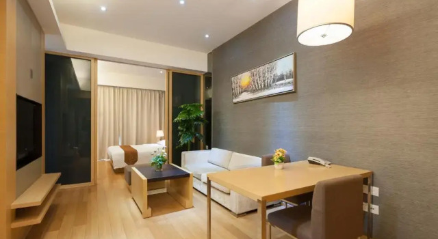 Люкс Business Yicheng Pazhou Poly World Trade Centre Apartment
