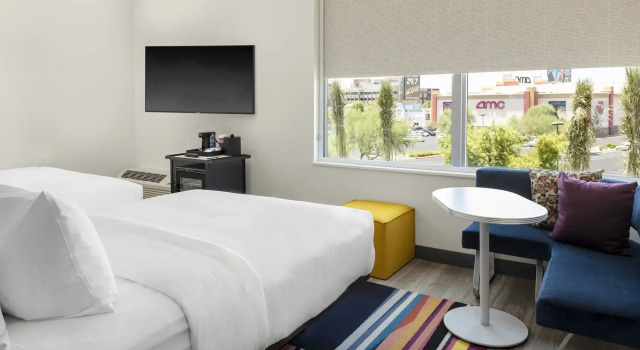 Aloft by Marriott Glendale at Westgate