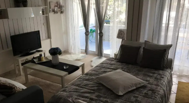 Апартаменты Luxury City Center Apartment