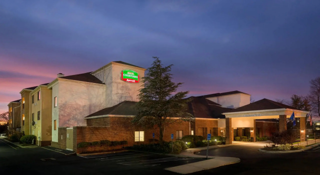 Courtyard by Marriott New Haven Orange, Réserver Hôtel Milford Connecticut