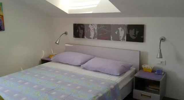 Apartment On Hvar Island, Забронировать Апартаменты/квартира Хвар Остров Хвар, рядом с Частный Пляж «Си Ю Румс»