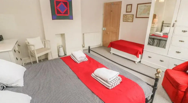 Astrantia Cottage, Lostwithiel