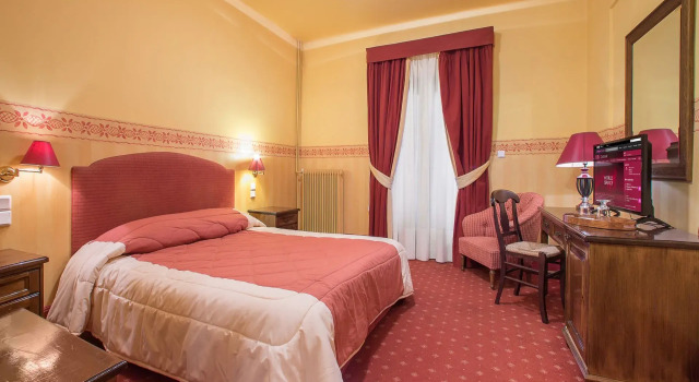 Номер Standard Country Club Hotel & Suites