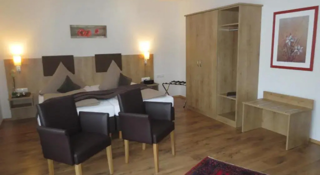 Апартаменты Wein & Gästehaus Rosenlay