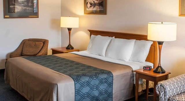 Номер Standard Econo Lodge Inn & Suites Hoquiam