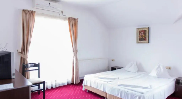 Pension Schwartz, Varaa Hotelli Cluj-Napoca 