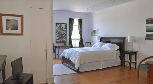 The Gallery Inn, Забронировать Отель Кингстон Ulster County, рядом с Туристический и информационный центр Кингстона