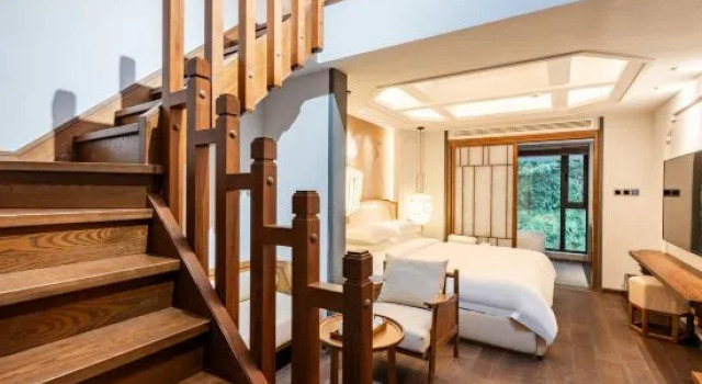 Семейный люкс Celestial Cave Manor· Twin Dragon Cave Stream Rafting Private Onsen Retreat