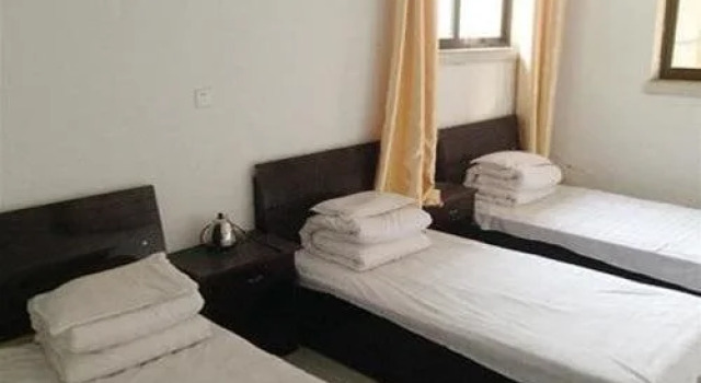 Pingyao Riyueli Hotel, Забронировать Отель Отели Пинъяо с парковкой, рядом с Ji's Old Residence, Парковка
