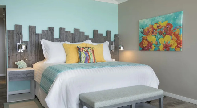 Номер Luxury Luxury Collection at Sea Breeze Beach House by Ocean Hotels