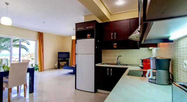 Апартаменты Цокольный этаж с 2 комнатами Aristea Apartments