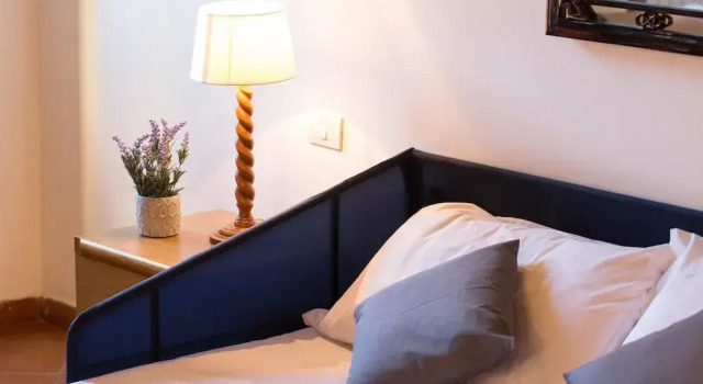 Rental in Rome Scala Studio