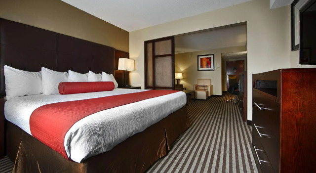Полулюкс Comfort Inn & Suites Copley Akron