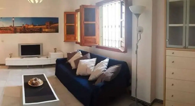 Charming Apartment in Seville Near Isla Mágica