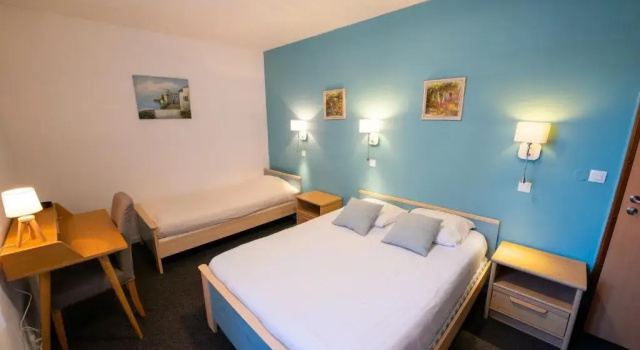 Трёхместный номер Standard Hotel du Levant