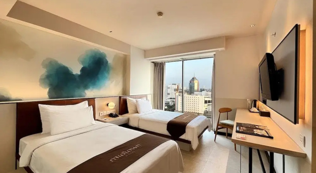 Groovy Style Twin room Midtown Hotel Surabaya