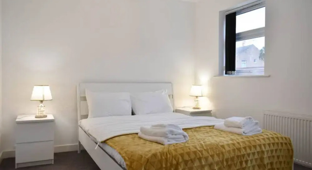 Modern Open Plan 5 Bedroom Home With Garden, Prenota Hotel Brighton & Hove East Sussex