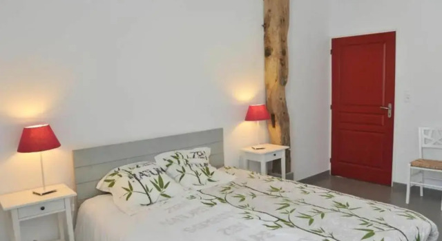 Gîte rénové avec spa, piscine chauffée, WiFi et accès handicapés au cœur du Marais Breton - FR-1-426-321, Забронировать Отель Суллан Vendée
