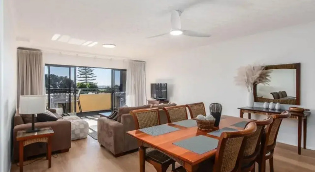 Beachfront Apartment in Kingscliff, 预订 公寓 金斯克里福 Tweed Coast