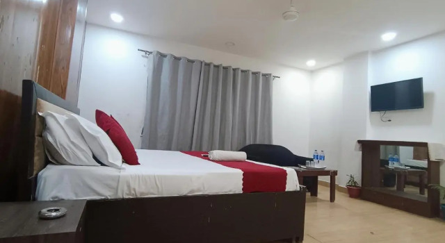 Mauryan Elite Hotel @ Devli Khanpur