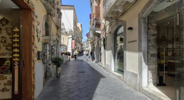Casa Vico Romano 2, Prenota Hotel Hotel a Sicilia con parcheggio, Parcheggio