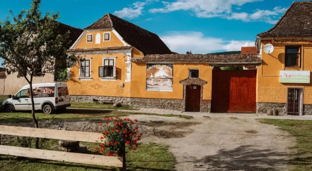 Casa Brutarului Crit, Rezervovat Penzión Bunesti 