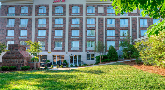 Fairfield Inn & Suites by Marriott Winston-Salem Downtown, Забронировать Отель Отели Уинстон-Сейлем 3 звезды, 3*