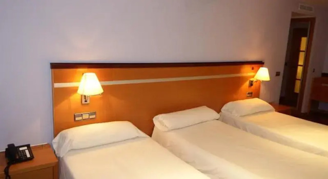Номер Standard Hotel Isur Llerena