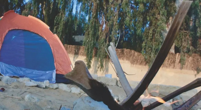 Тент с видом на озеро Tunis Tone - Tunis Village Campsite
