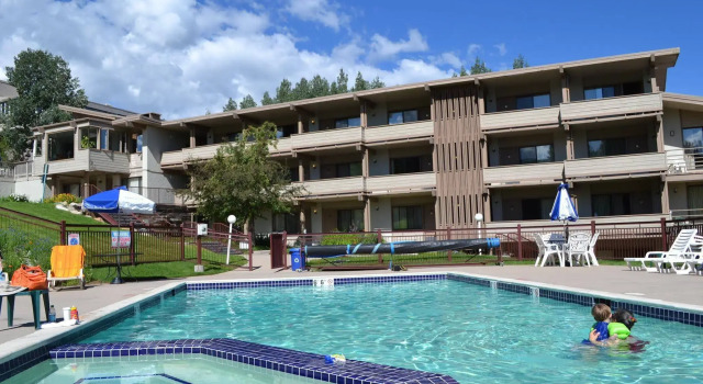 Pokolodi Lodge