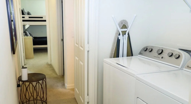 Amazing 4 Bedroom House Near Disney, Rezerwuj Apartament Kissimmee Kissimmee