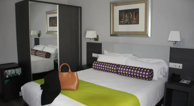 Двухместный номер Mercure Madrid Centro