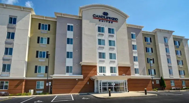 Одноместный люкс Candlewood Suites St Clairsville Wheeling Area by IHG