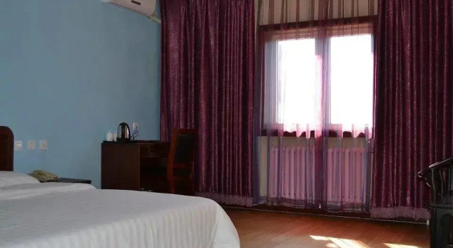 Xiang Rui Guang Hui Express Hotel Sha He University Branch, Book Hotel Hoteller i Beijing Province med parkering, Parkering