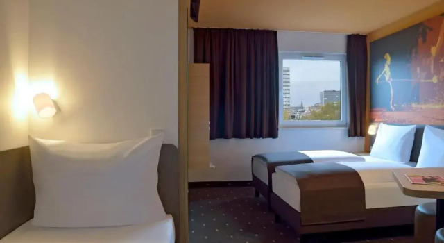 Трёхместный номер Standard B&B Hotel Essen-City