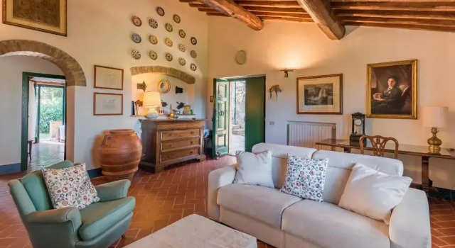 Podere I Casini by VacaVilla, Buchen Sie Hotel Hotels in Elsa-Tal mit Parkplatz, Parkplätze