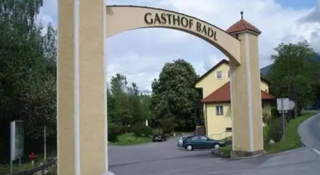 Gasthof Badl - Bed & Breakfast, Забронировать Отель Отели Тироля 3 звезды, 3*