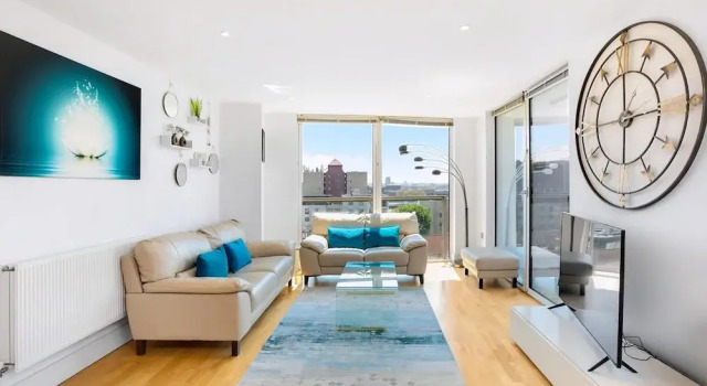 Panoramic London: 3-Bed City Oasis