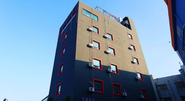 Wonju Dream Park Motel, Забронировать Мотель Вонджу Канвондо, рядом с Рынок Пунмуль