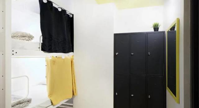 Кровать в общем номере Bed & Bike Barcelona