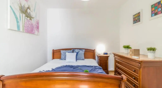 Empurialola -Encantadora Casa con jardin cerca del centro -142, Забронировать Отель Отели Alt Empordà с парковкой, Парковка