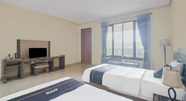 Двухместный люкс Hotel O Bogor near Taman Safari formerly Ken Raudhah Inn