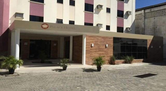 Palace Hotel Campos dos Goytacazes, Забронировать Отель Отели штата Рио-де-Жанейро с питанием, Пансион