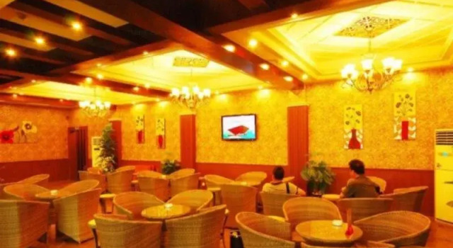 Emeishan Tianhe Hotel, Reservar Hotel Hotéis baratos em Emeishan